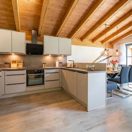 シャレー Pinzgau 2d ヴァルト・イム・ピンツガウ