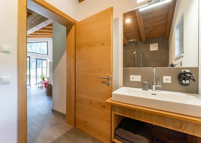 Pinzgau 2d Alpesi faház Wald im Pinzgau